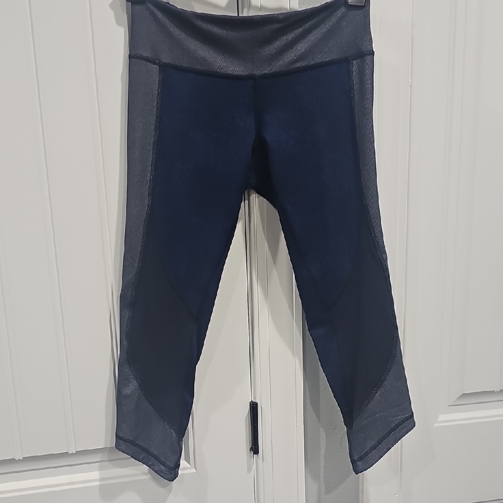 Lululemon Athletica Navy Cropped Pants